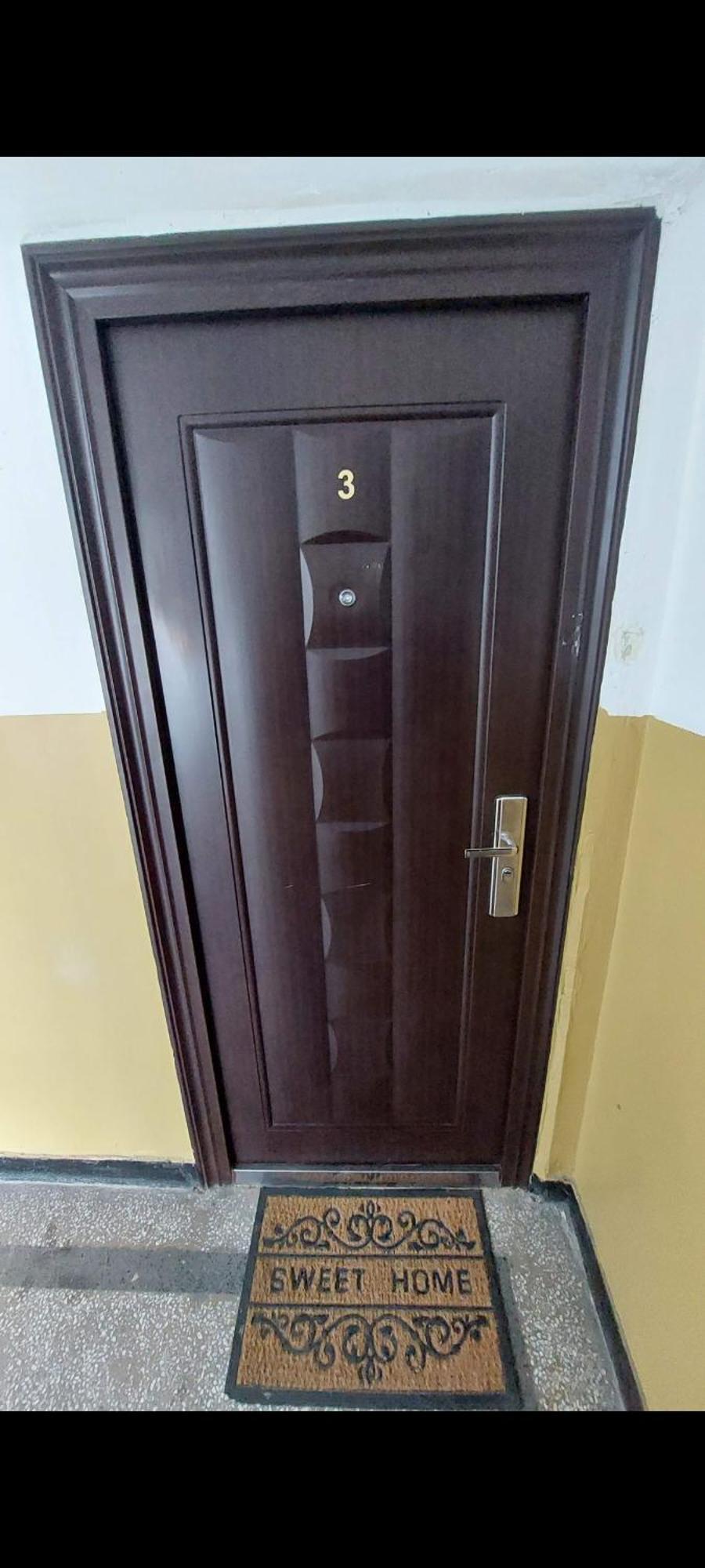 3 Rooms Apartment, Top Center, 1St Floor, Aubg, Free Parking, Pc I5 Ssd, 3 Led Tvs 200 Channels, Wifi, Terrace, Easy-Late Check-In, Stay Before Greece 布拉格埃夫格拉德 外观 照片
